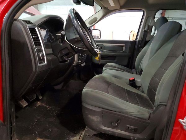 2019 RAM 1500 CLASSIC SLT