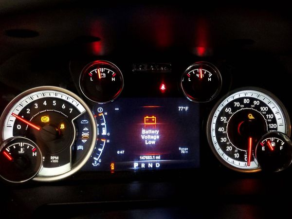 2019 RAM 1500 CLASSIC SLT