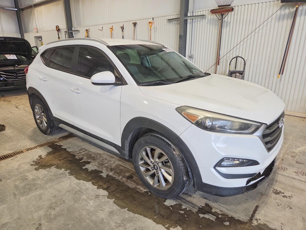 2017 HYUNDAI TUCSON