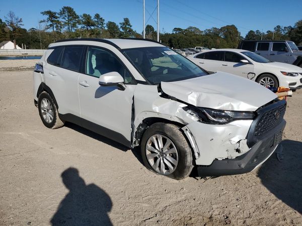 2022 TOYOTA COROLLA CROSS