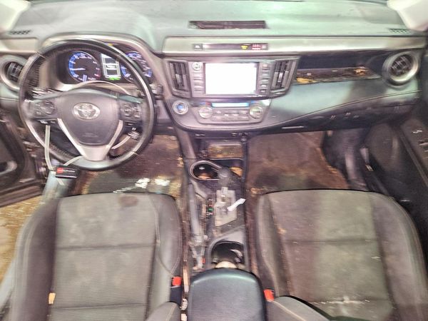2018 TOYOTA RAV4 Adventure/XLE