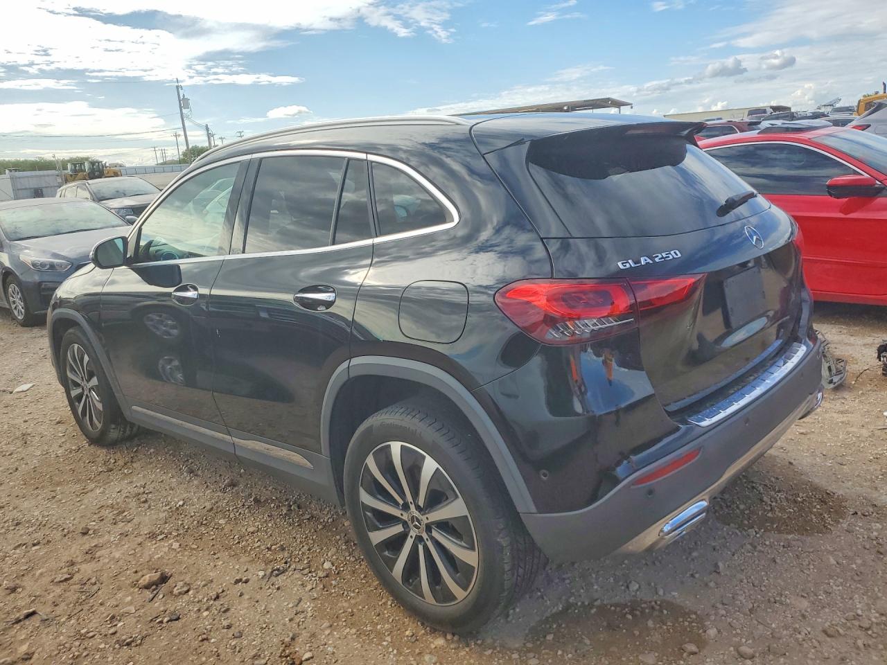 2021 MERCEDES-BENZ GLA GLA250