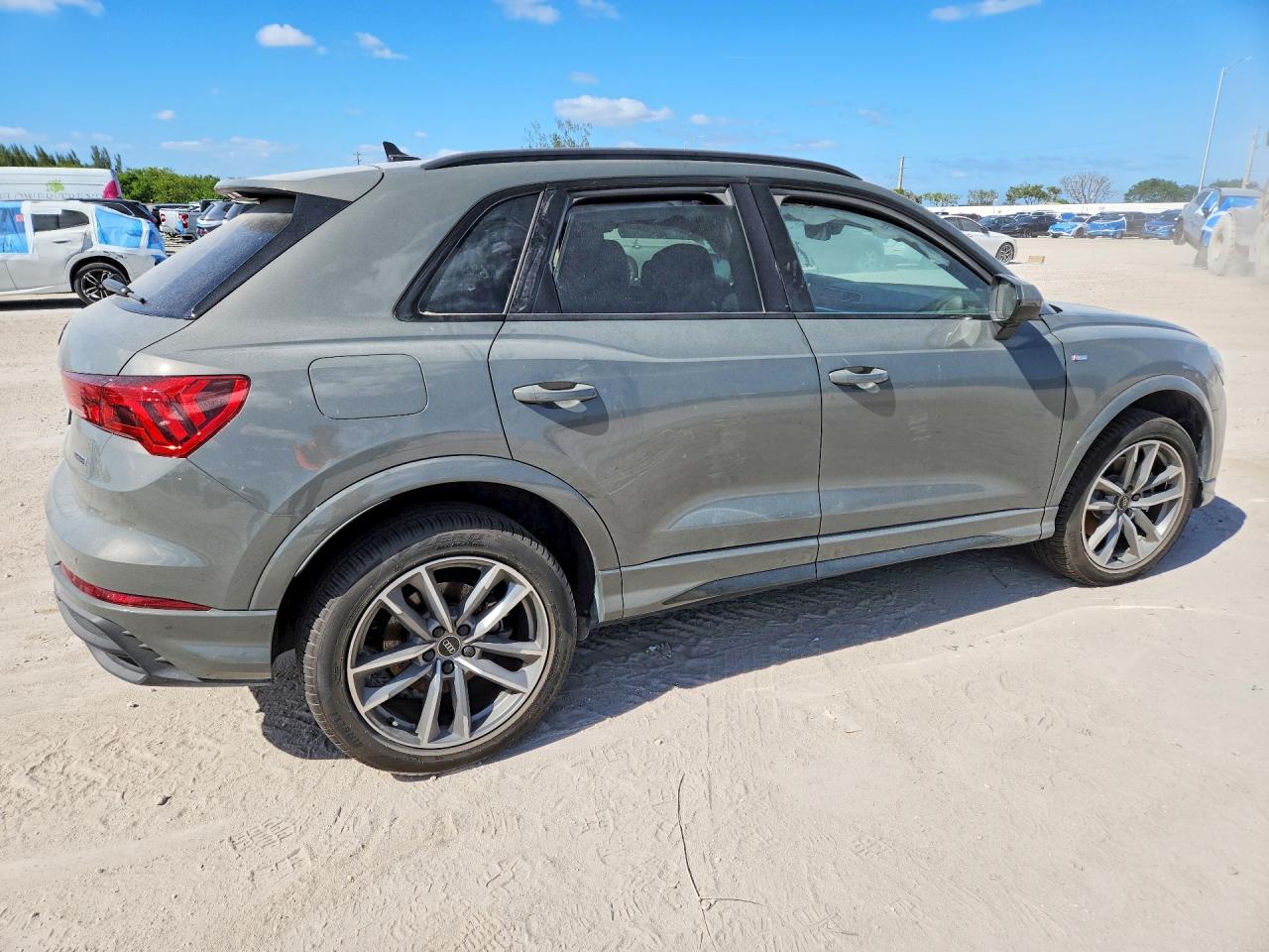 2024 AUDI Q3