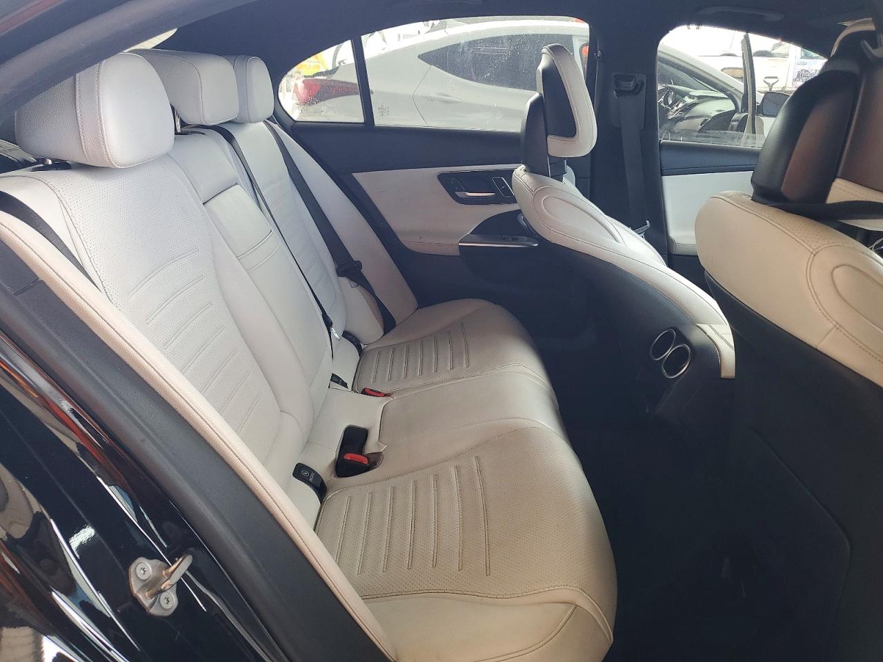 2022 MERCEDES-BENZ C