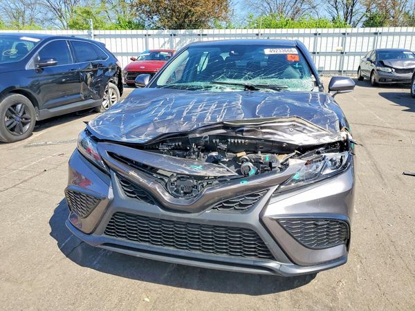 2023 TOYOTA CAMRY