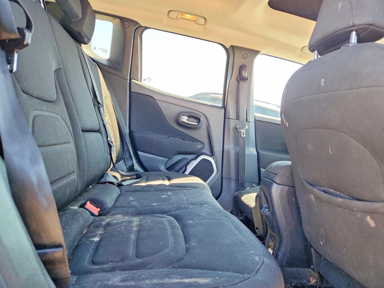 2019 JEEP RENEGADE LATITUDE 4X4
