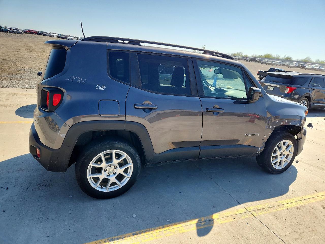 2019 JEEP RENEGADE LATITUDE 4X4