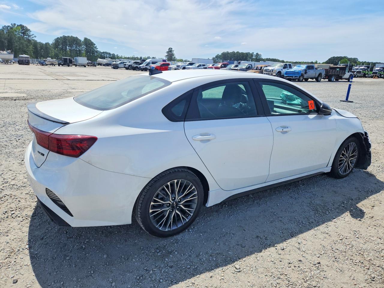 2023 KIA FORTE GT Line