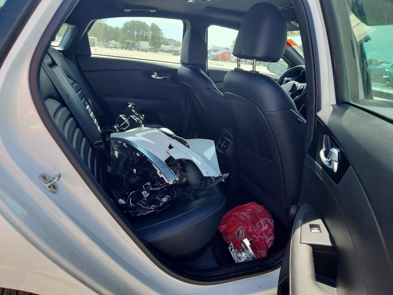 2023 KIA FORTE GT Line