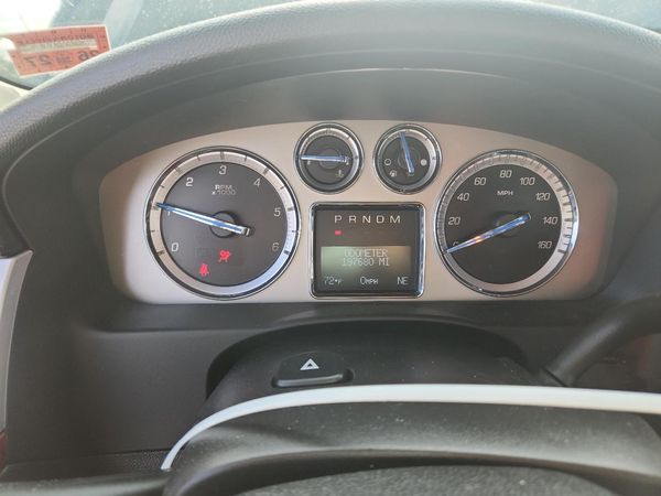 2013 CADILLAC ESCALADE ESV Luxury — ODOM