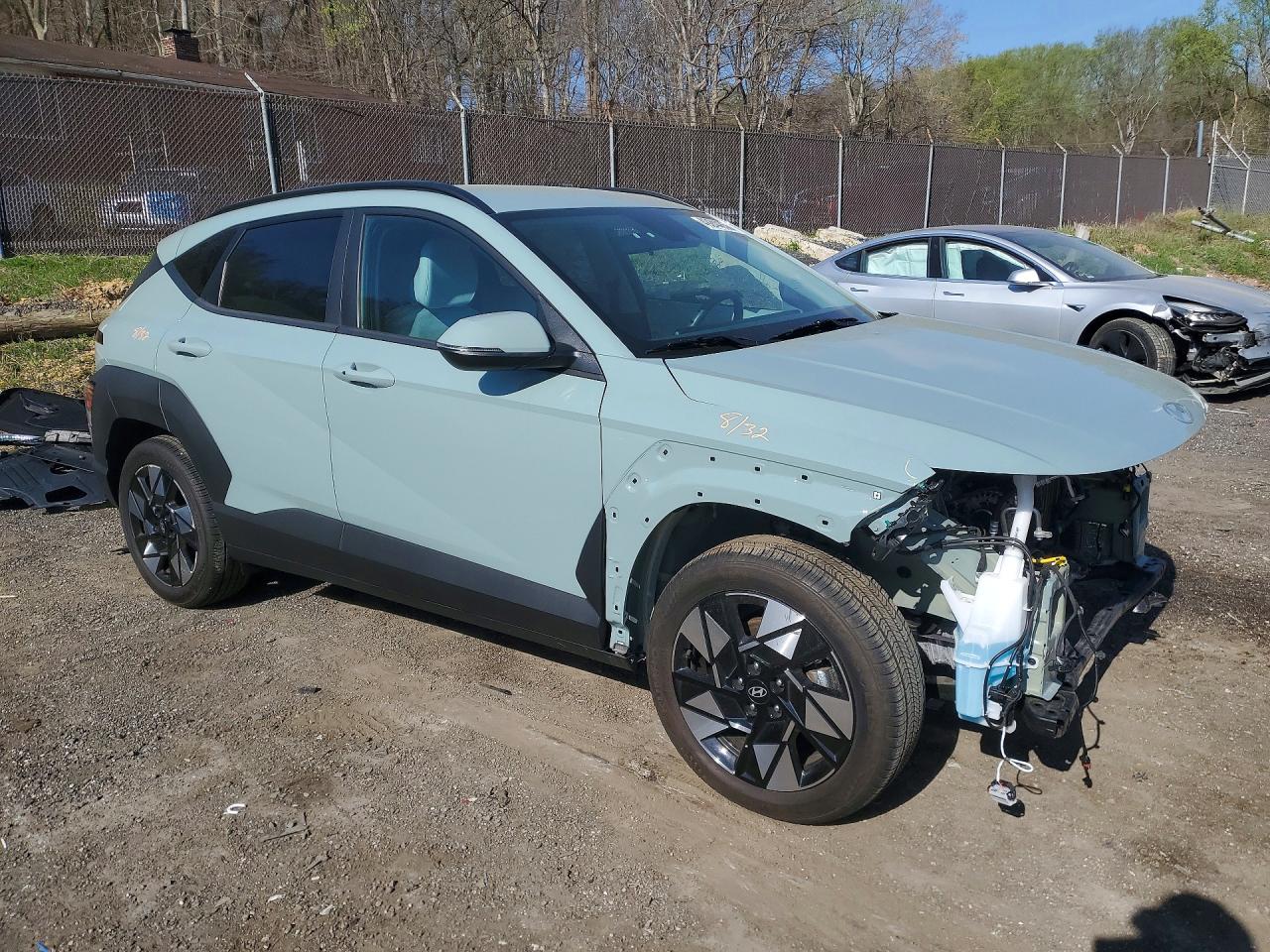 2024 HYUNDAI KONA SE
