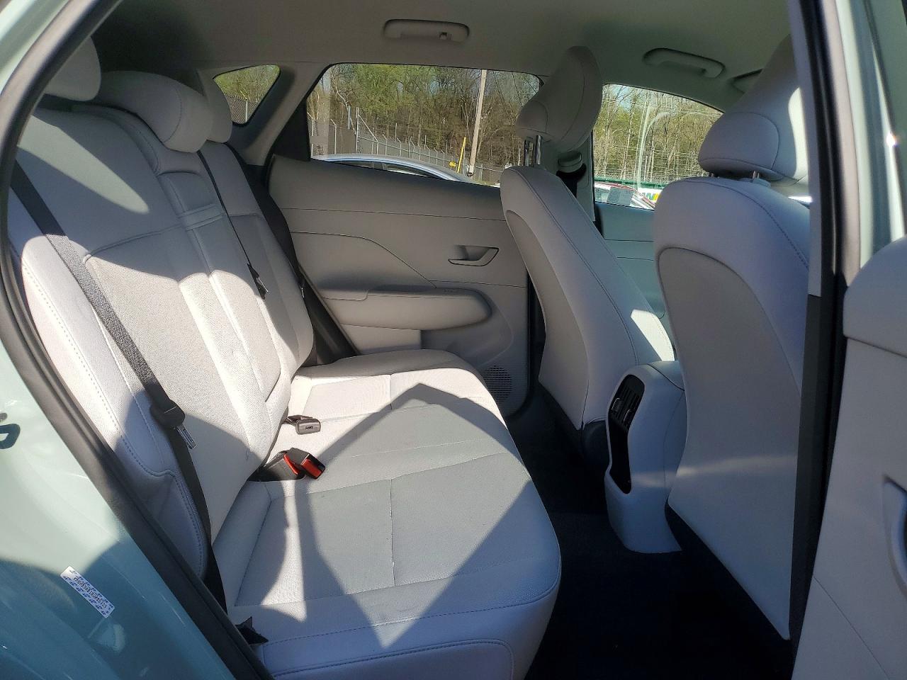 2024 HYUNDAI KONA SE