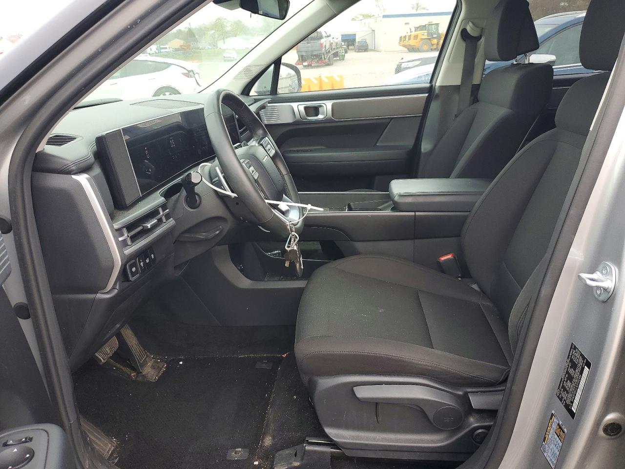 2025 HYUNDAI SANTA FE SE