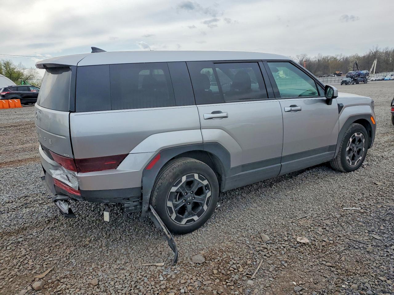 2025 HYUNDAI SANTA FE SE