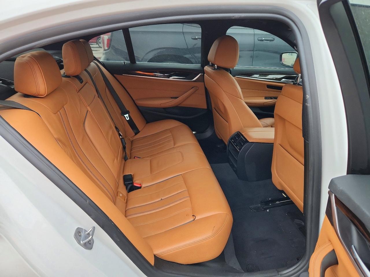 2018 BMW 530E