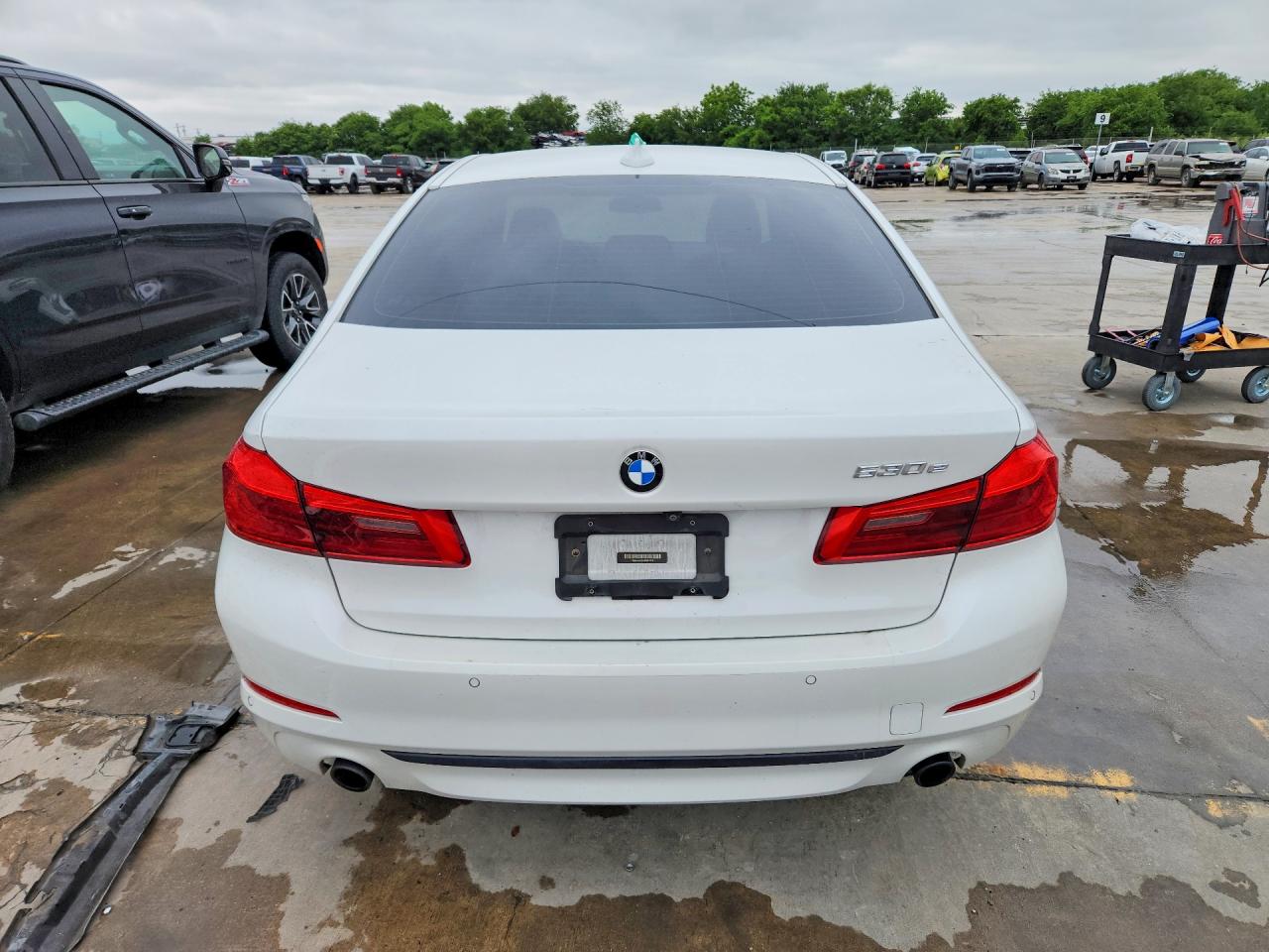 2018 BMW 530E