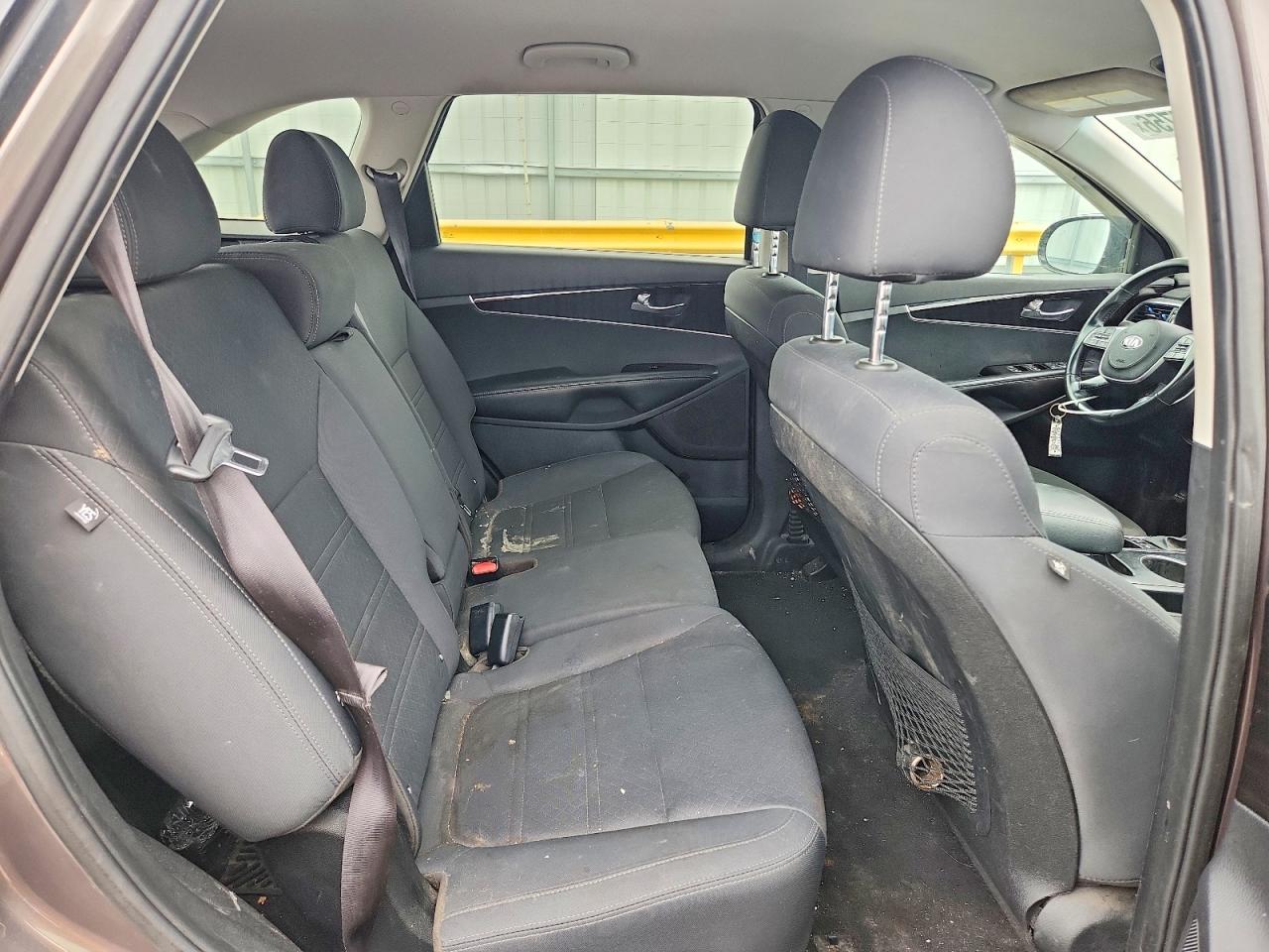 2020 KIA SORENTO L, LX, S
