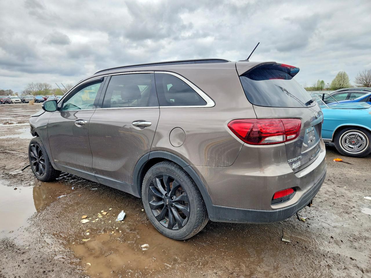 2020 KIA SORENTO L, LX, S