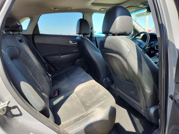 2022 HYUNDAI KONA