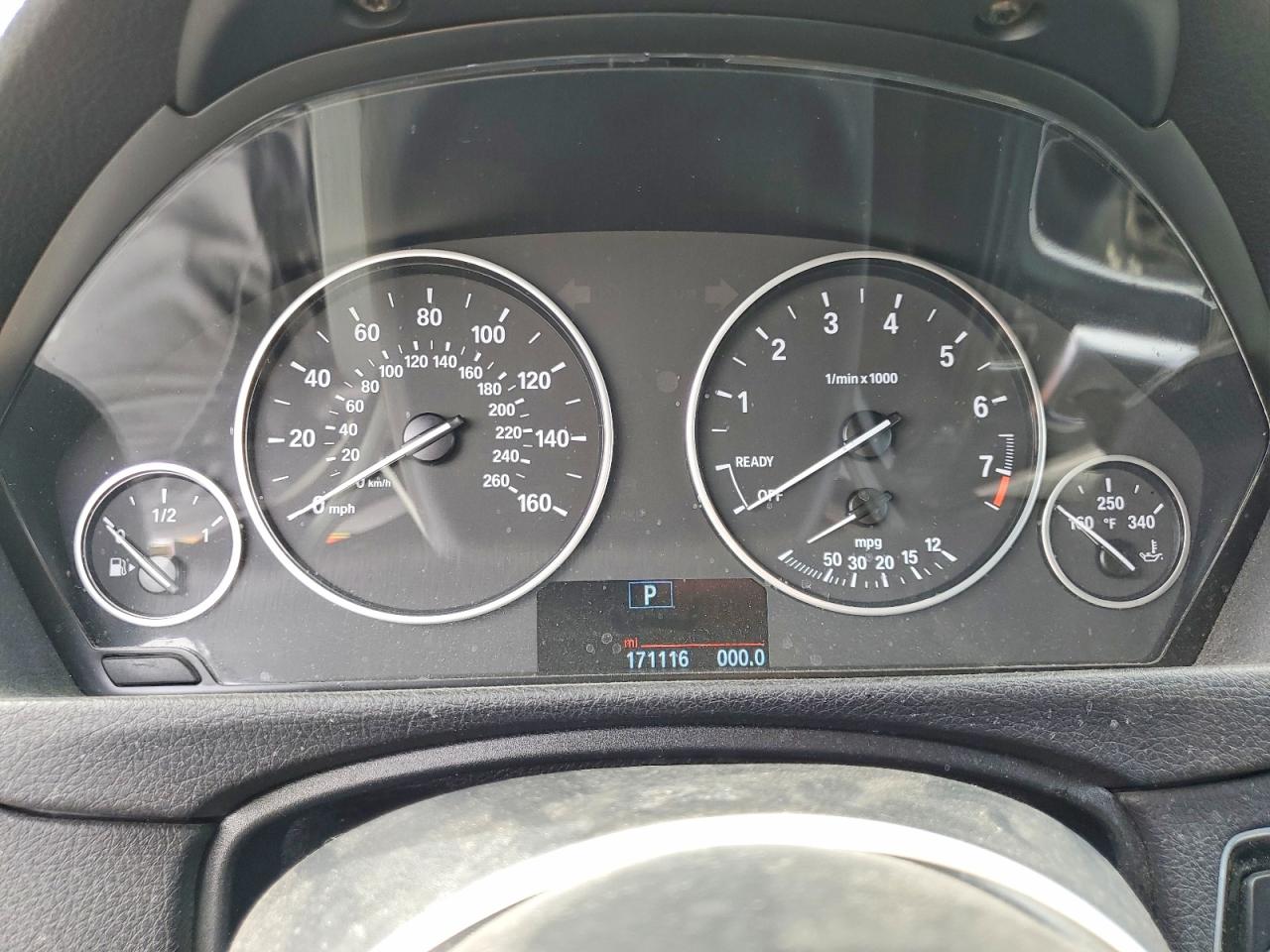 2016 BMW 320