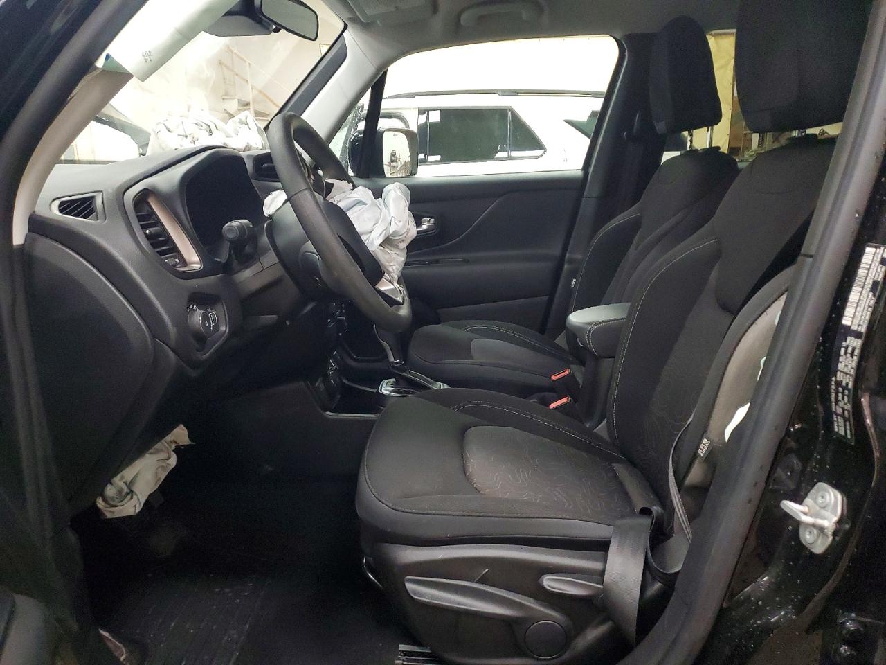 2023 JEEP RENEGADE LATITUDE 4X4