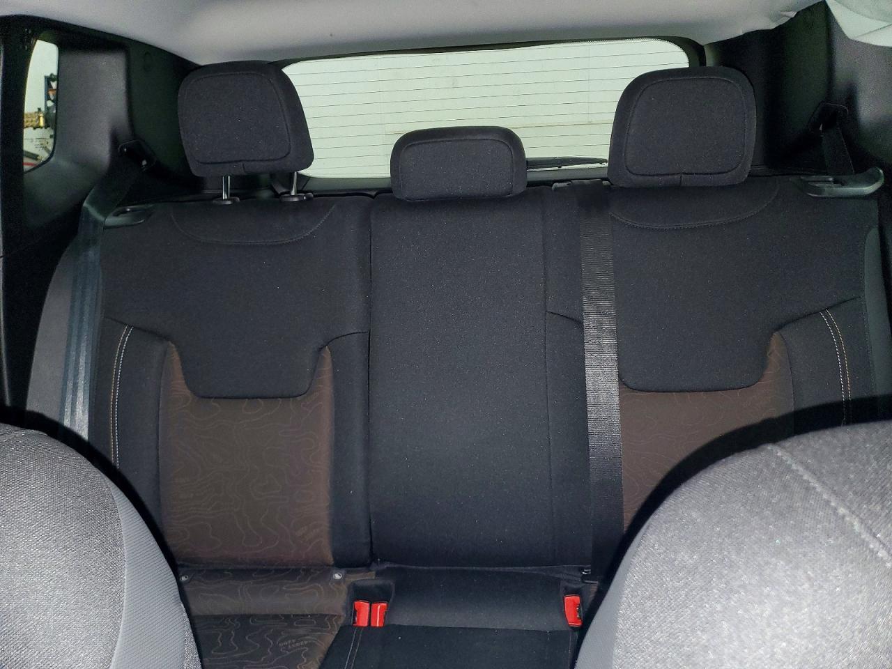 2023 JEEP RENEGADE LATITUDE 4X4