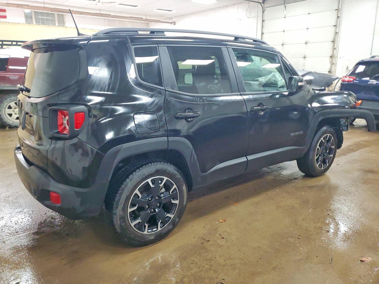 2023 JEEP RENEGADE LATITUDE 4X4
