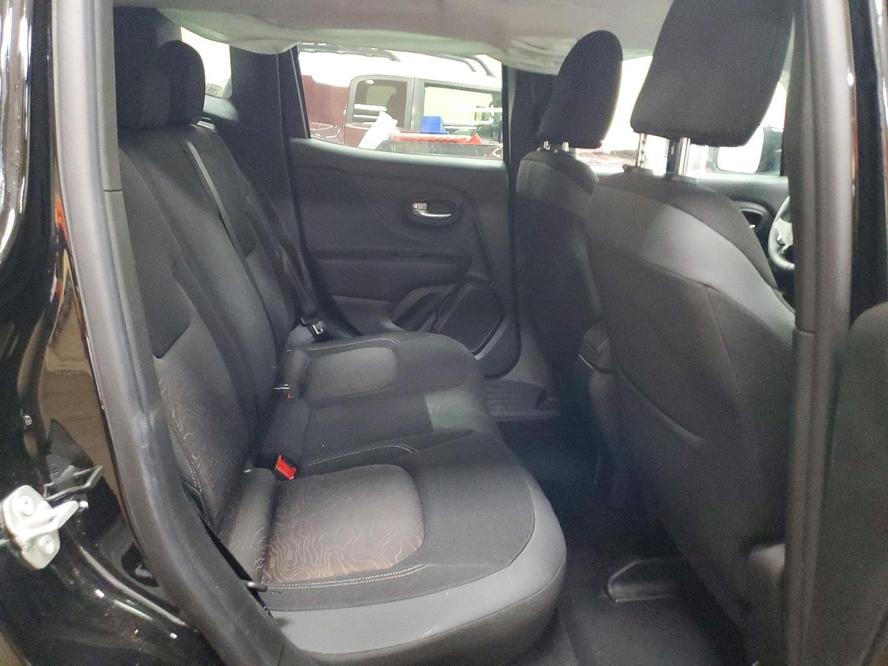 2023 JEEP RENEGADE LATITUDE 4X4