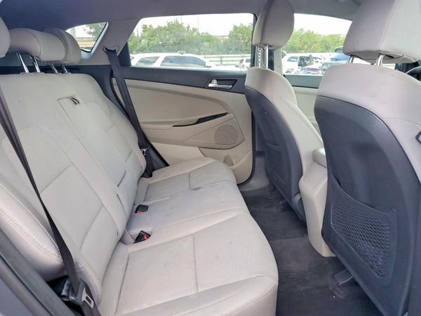 2019 HYUNDAI TUCSON