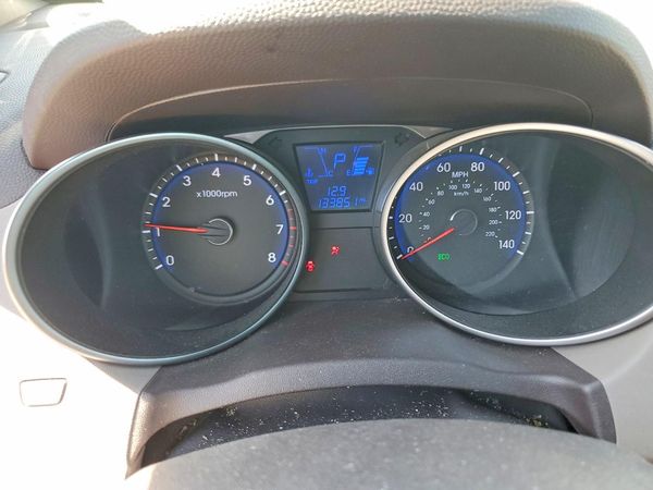2012 HYUNDAI TUCSON GLS