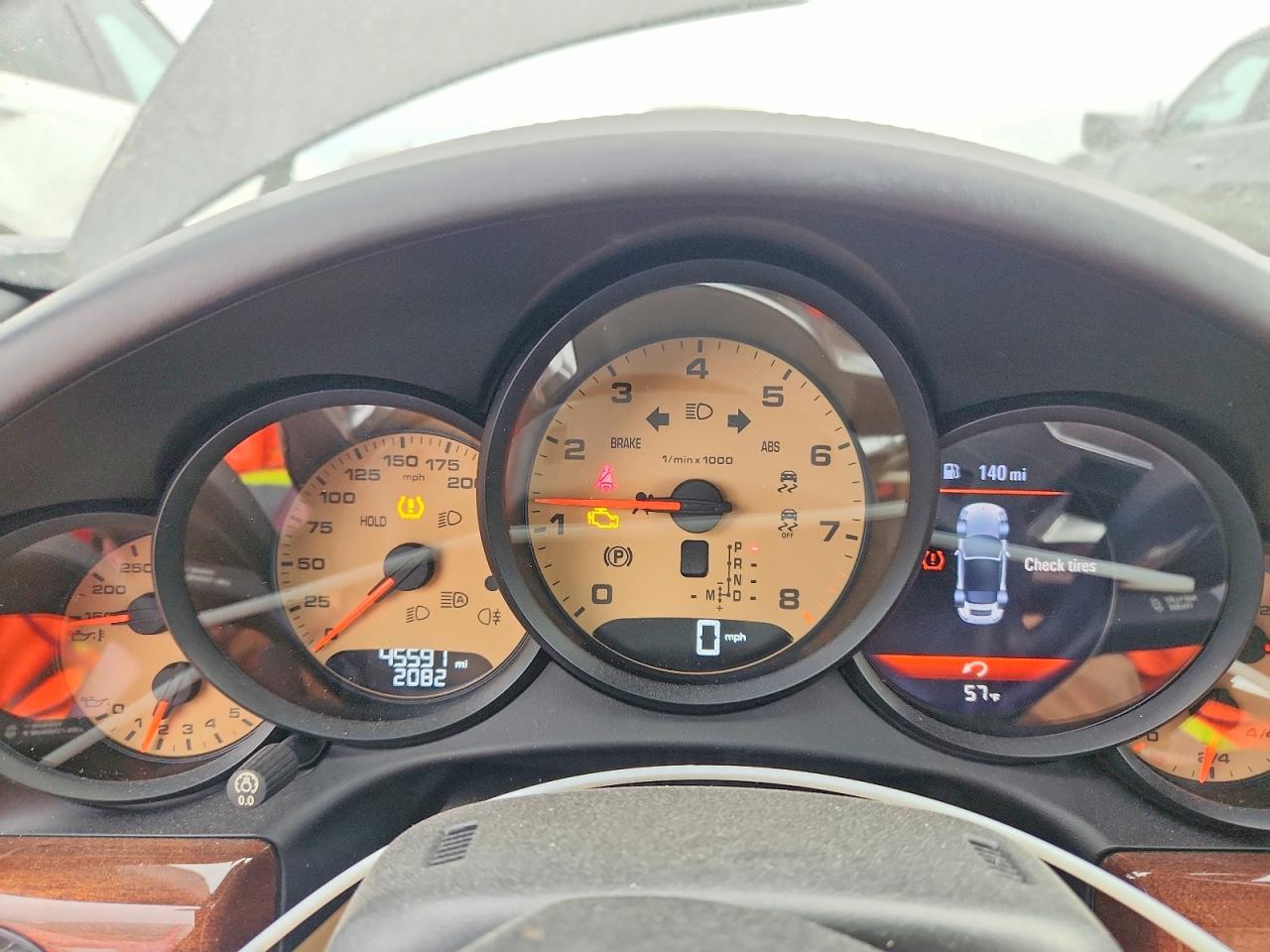 2017 PORSCHE 911