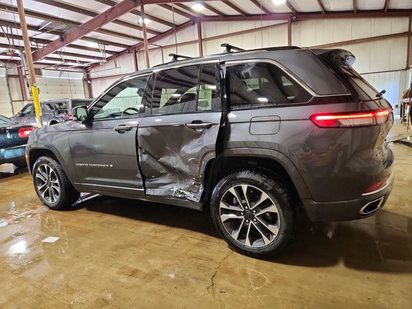 2022 JEEP GRAND CHEROKEE OVERLAND 4X4