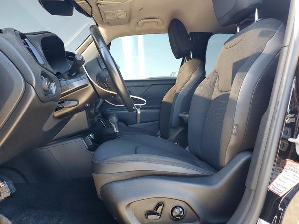 2018 JEEP RENEGADE LATITUDE 4X2