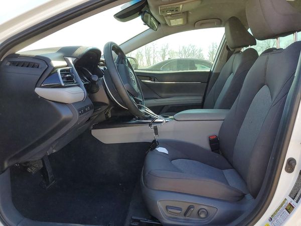 2019 TOYOTA CAMRY