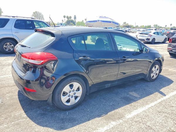 2017 KIA FORTE
