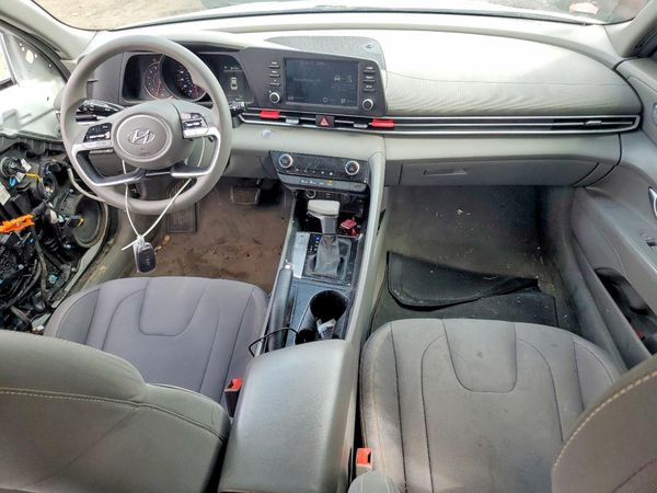 2021 HYUNDAI ELANTRA