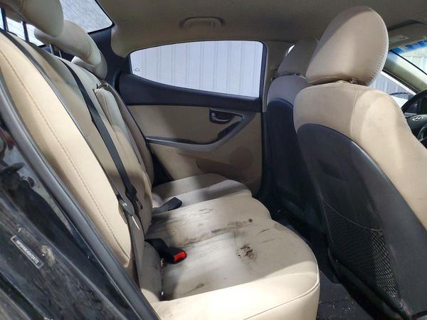 2016 HYUNDAI ELANTRA