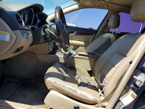 2013 MERCEDES-BENZ C C250