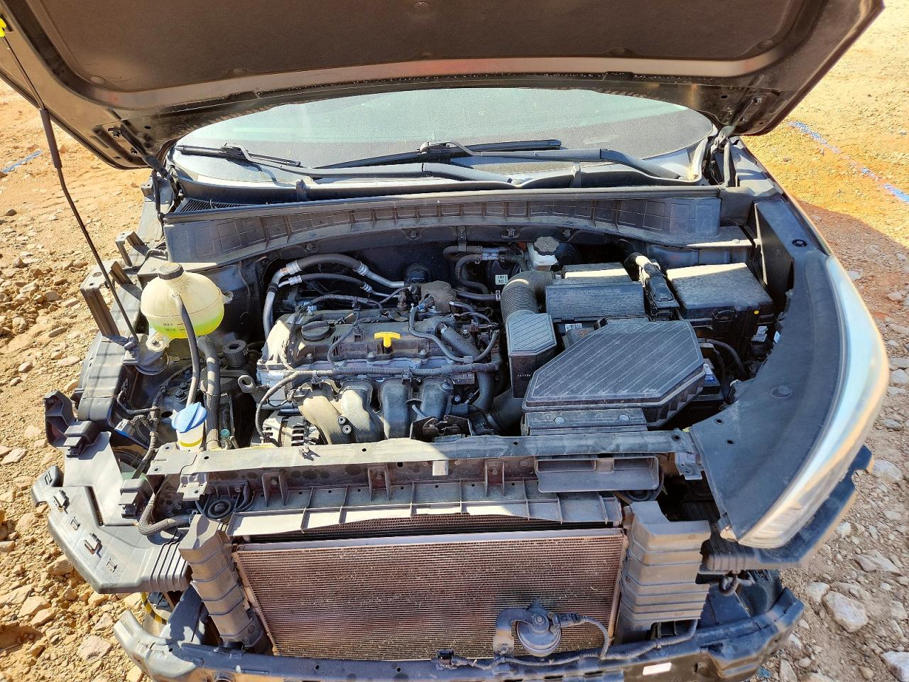 2016 HYUNDAI TUSCON SE