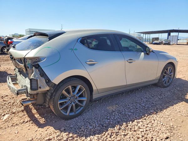 2022 MAZDA 3 Preferred Package