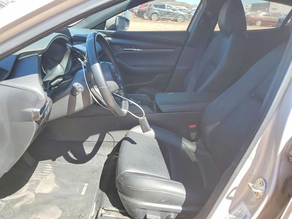 2022 MAZDA 3 Preferred Package