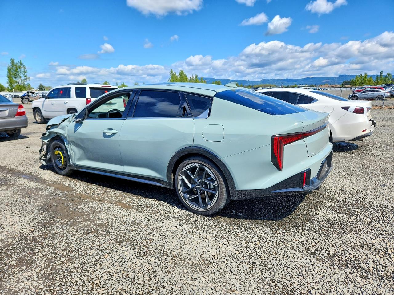 2025 KIA K4 GT-Line