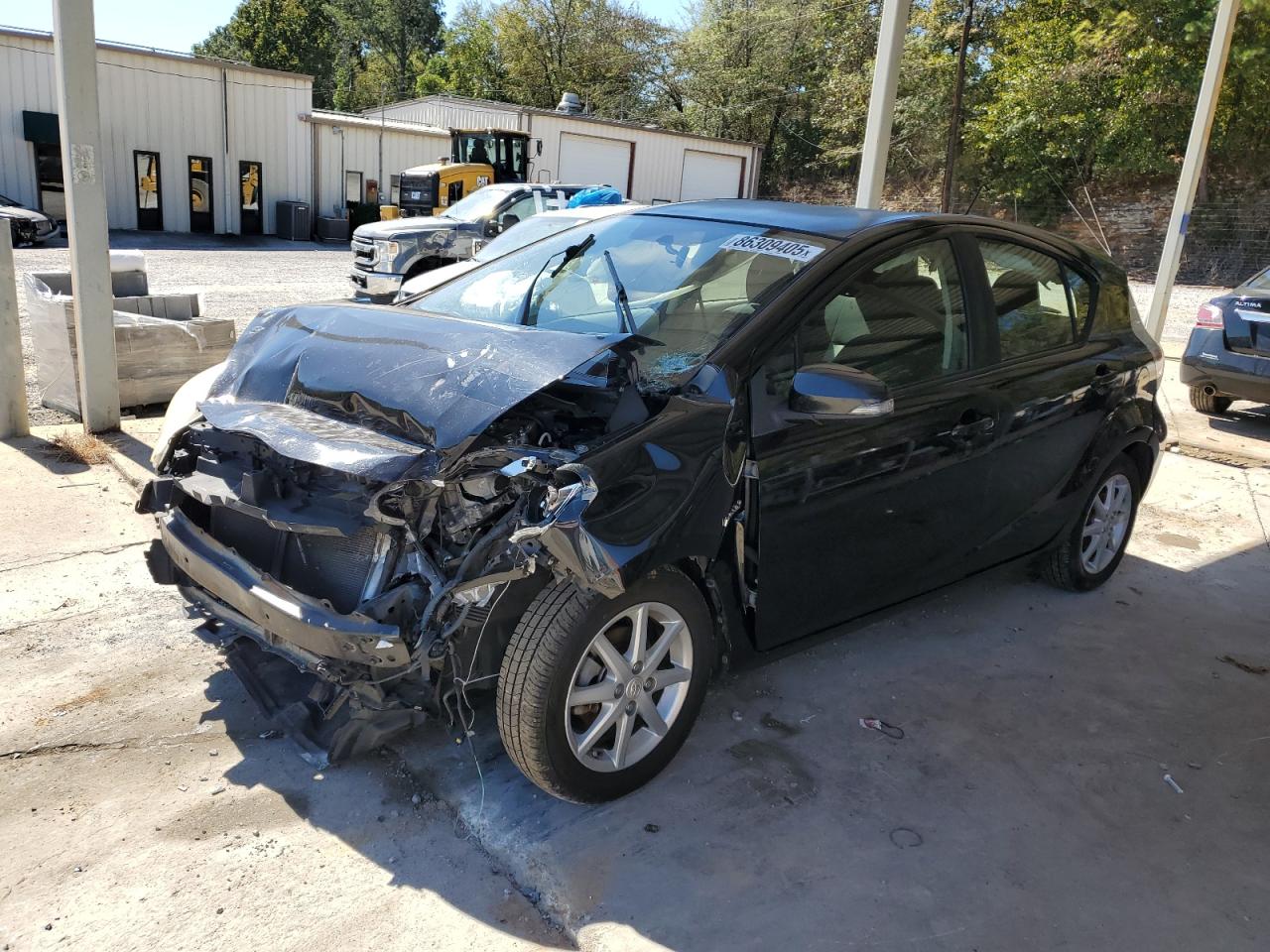 2013 TOYOTA PRIUS — Front 3/4