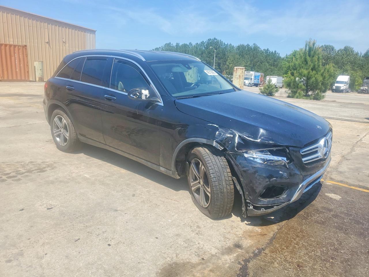 2017 MERCEDES-BENZ GLC GLC300