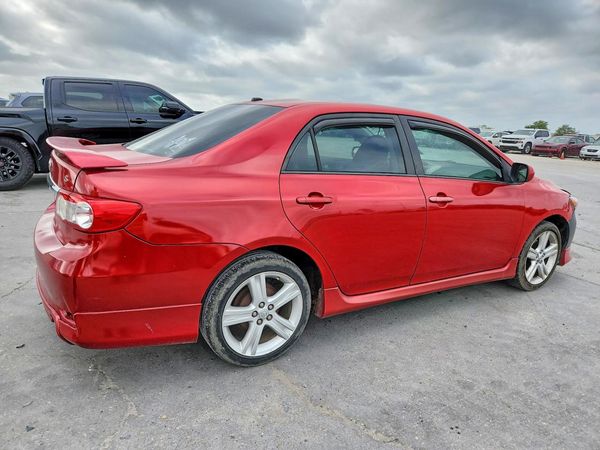 2013 TOYOTA COROLLA
