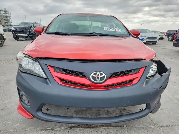 2013 TOYOTA COROLLA