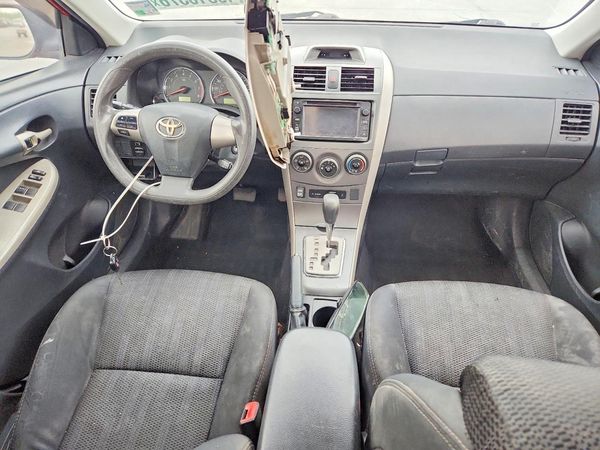 2013 TOYOTA COROLLA