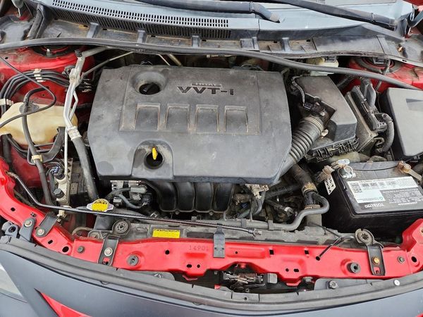 2013 TOYOTA COROLLA