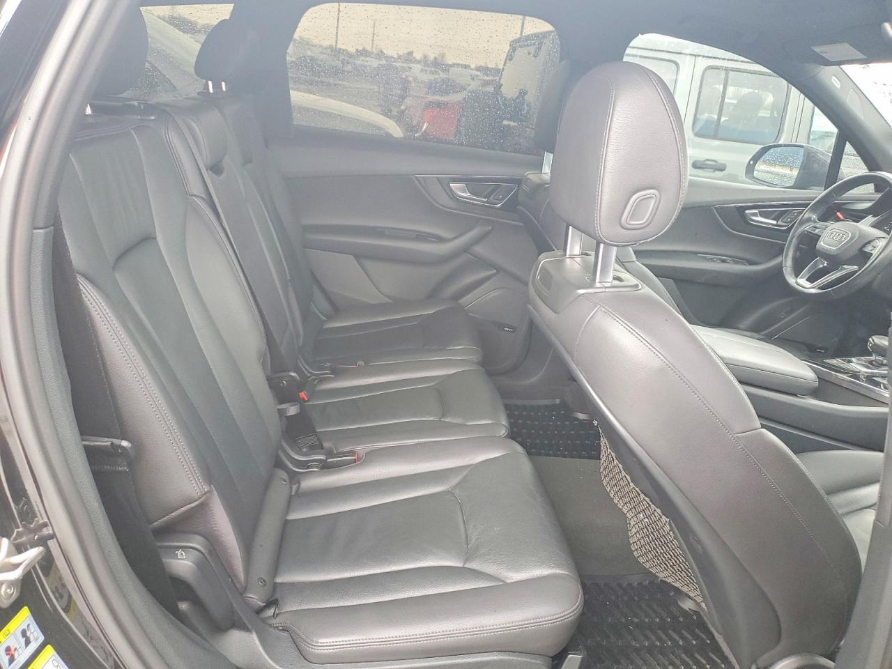 2017 AUDI Q7 quattro Premium Plus