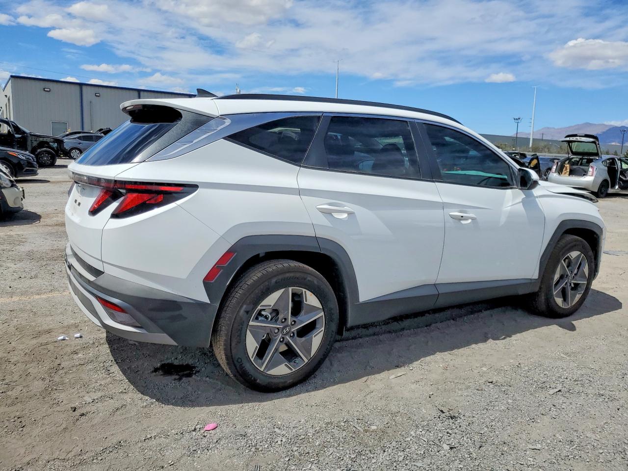 2026 HYUNDAI TUCSON SEL, SEL Plus